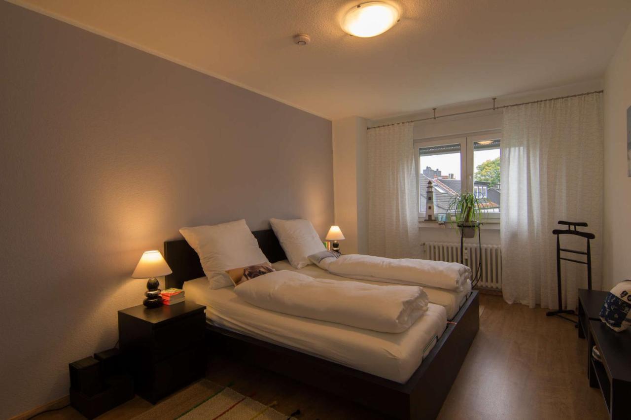 Ferienwohnung 'Zimmer Frei' เกลเซนเคียร์เคน ภายนอก รูปภาพ